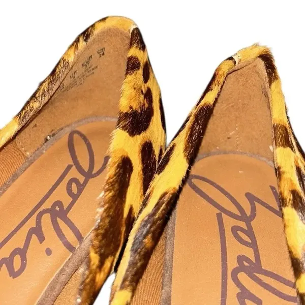 Zodiac Leopard Print Leather Slip on Flats(Size 7M) - Image 3