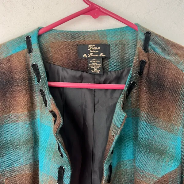 Trenz Woman Womens Plaid Cropped Blazer Size 1X ✔️ - Image 2