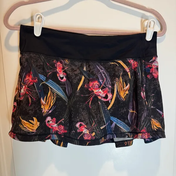 Lululemon Pace Rival Skirt in Veiled Floral size‎ 6 - Image 3
