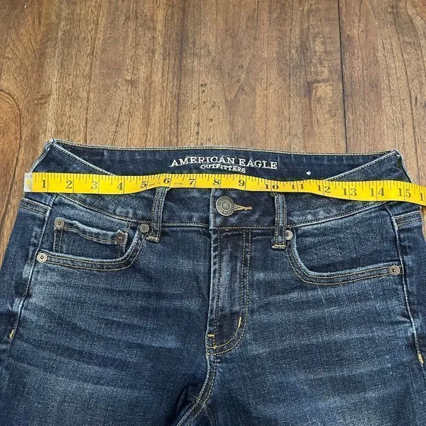 American Eagle 6 Boot Jeans - Image 6
