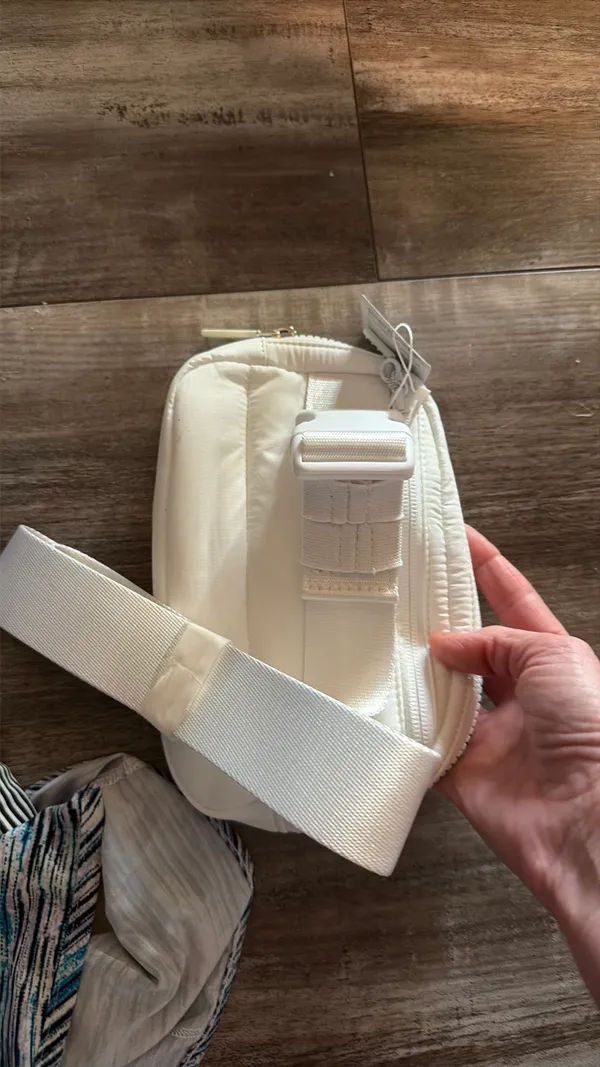 Lululemon Everywhere Belt Bag Puff Wunder - Image 5