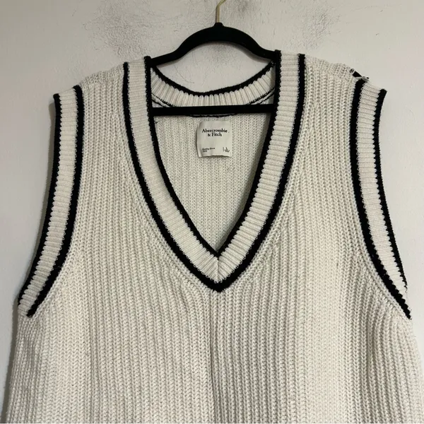 Abercrombie & Fitch Knit Sweater Vest Rugby Preppy Varsity Academia FLAW Large - Image 3