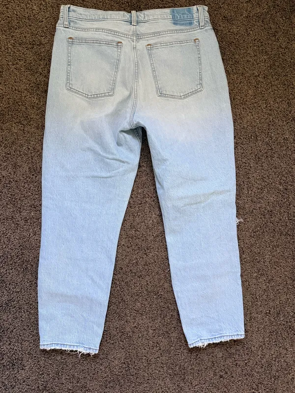 NWOT Abercrombie & Fitch Jeans - Image 4