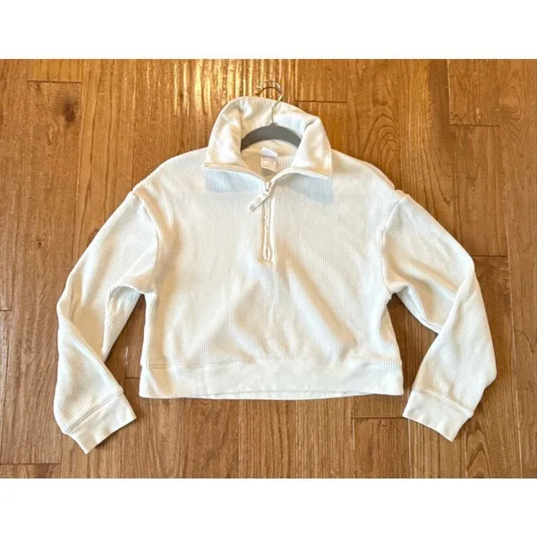 Stars Above cotton waffle cropped quarter zip pullover small - Image 3