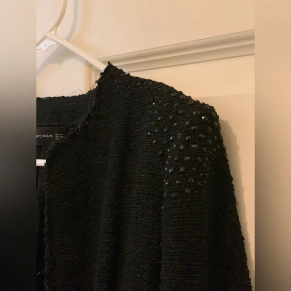 Zara Woman Black Frayed Textured Cardigan with Button Details. Size-X-Small - Image 5