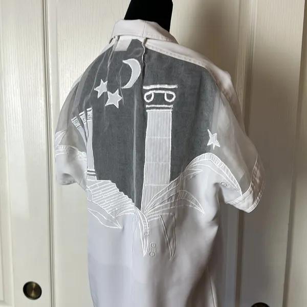 Vintage White Pearl Column Star Moon Button Up Short Sleebe Blouse - Image 4