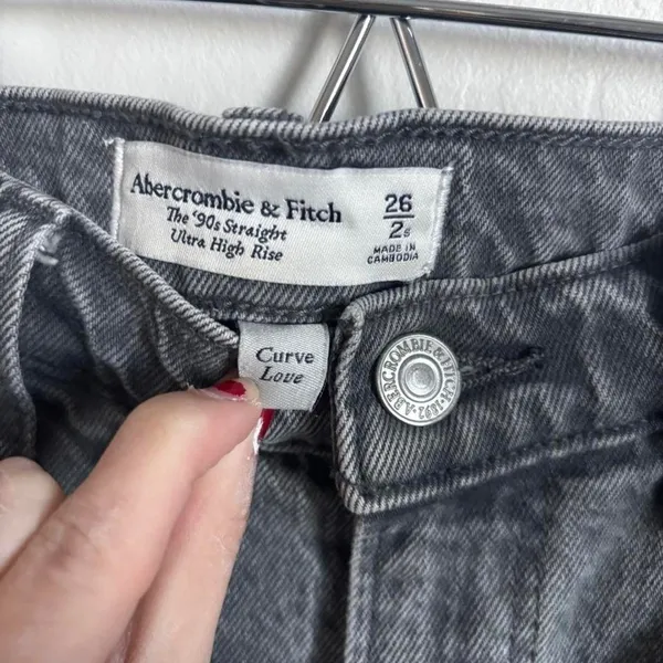 Abercrombie Curve Love 90s Straight Ultra High Rise Grey‎ Jeans Size 26/2S - Image 4