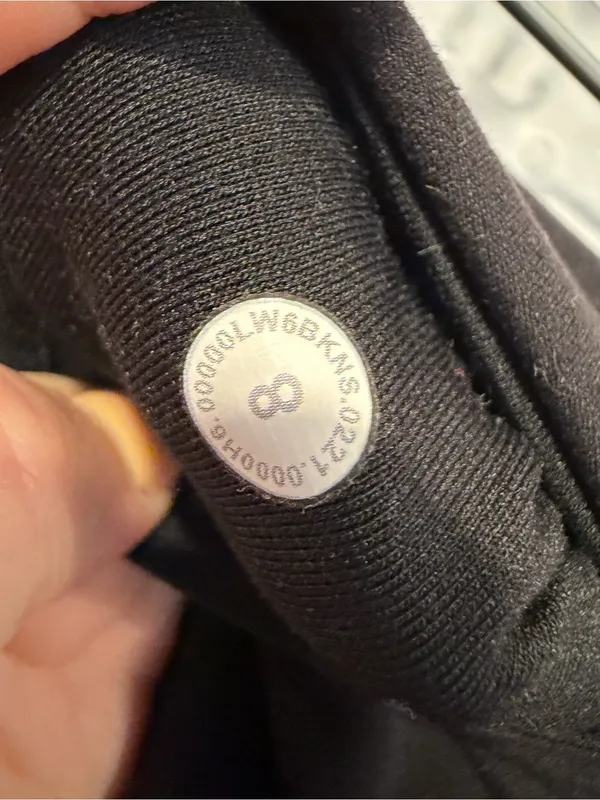 Black‎ Lululemon Athletic Capri Patterned Leggings - Image 2