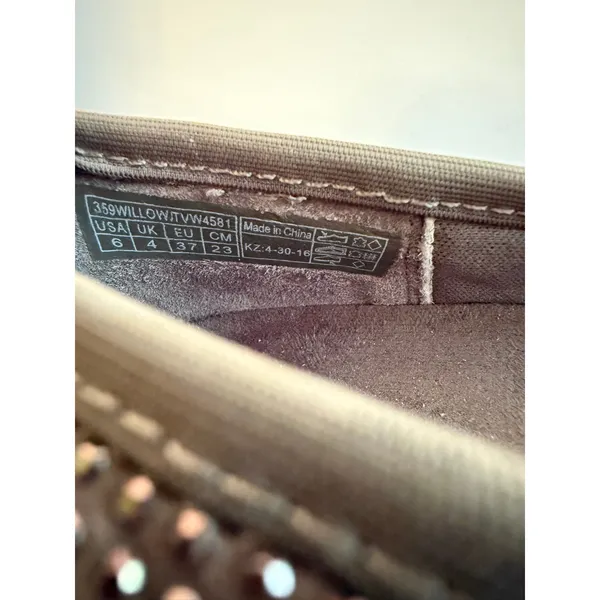 Vionic Spark Willow Ballet Flats Women’s Size 6 Gray Taupe Studded Comfort NWOT - Image 5