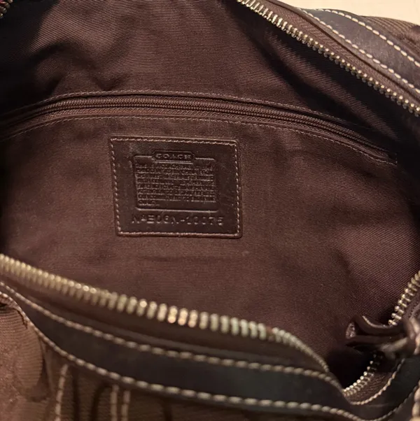 Vintage Coach hobo shoulder bag - Image 3