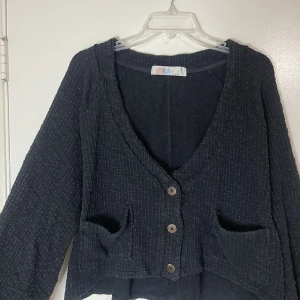 Free People FP beach fuzzy black oversized cardigan sweater size small - Image 3