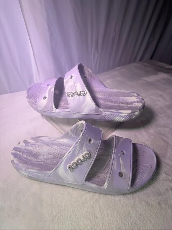 CROCS Kids Marbled Lavender Slide Sandal - Image 2