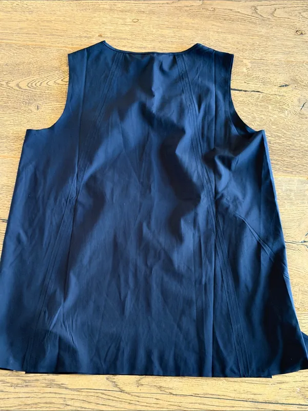 Athleta black Sleeveless Tunic Tank dri-fit type material small - Image 5