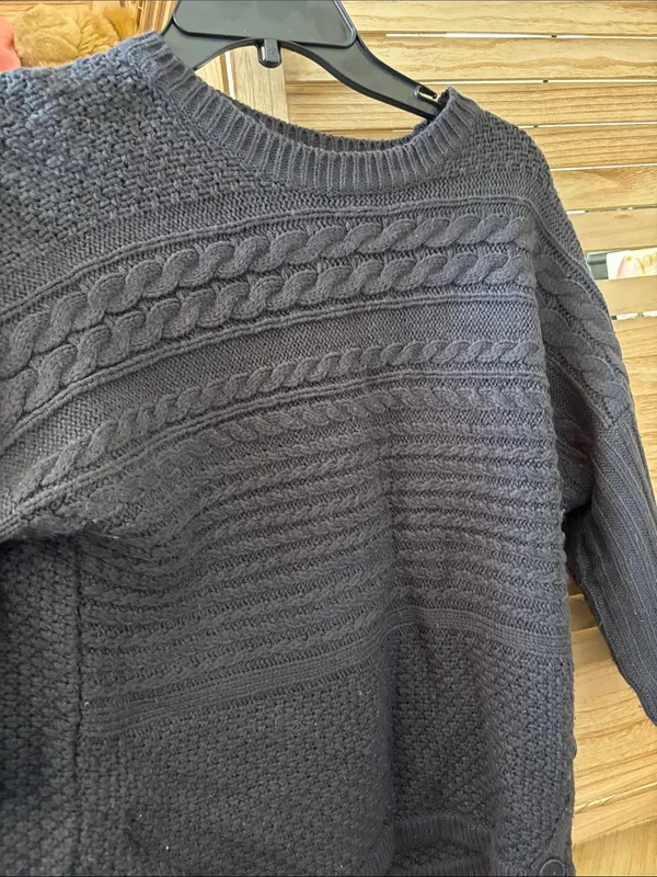dressbarn Ladies Charcoal Cable Knit Crewneck Sweater Elbow Sleeves Small - Image 2
