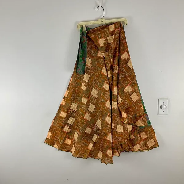 Reversible Maxi Wrap Skirt BINS705 Green - Image 2