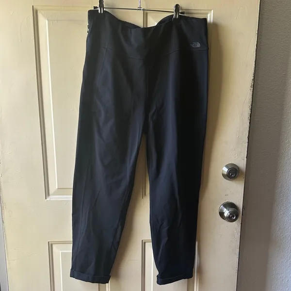 The North Face women’s Leggings Black Size XL - Image 2