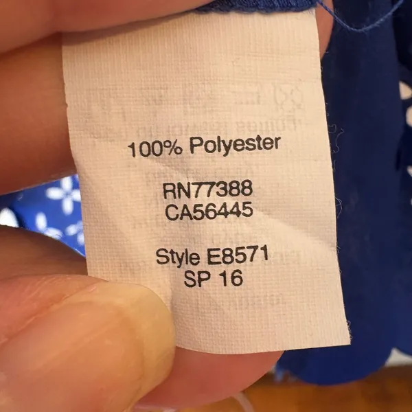 J. Crew Royal Blue Laser Cut Eyelet Scalloped Hem‎ Blouse Size Medium - Image 3