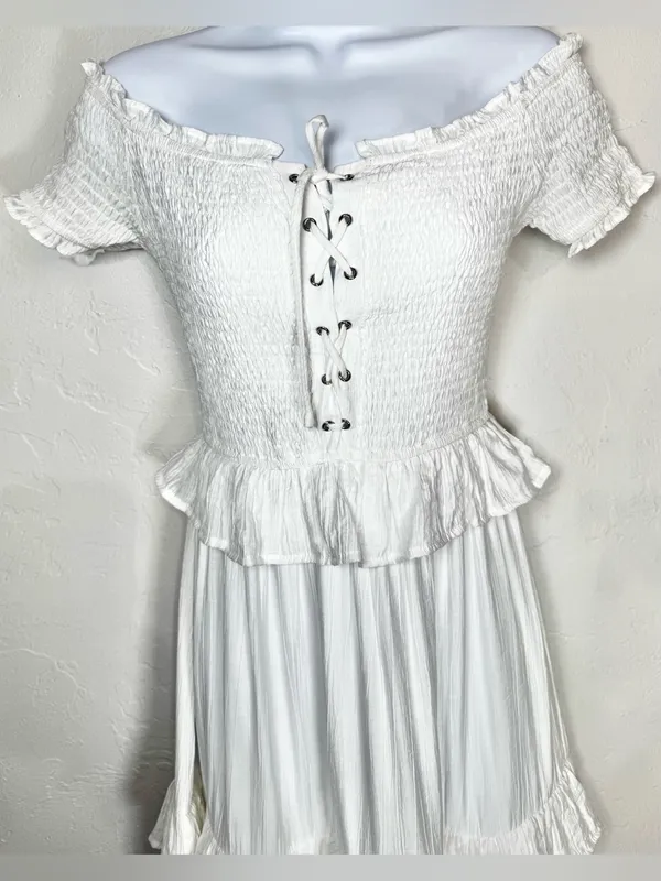 Beivy Off-Shoulder White Ruffle Maxi Dress Size Medium - Image 8
