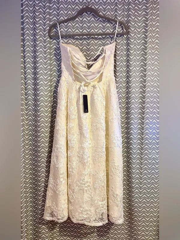 NWT LULUS | Galena Ivory Lace Applique Strapless Midi Dress, S - Image 6