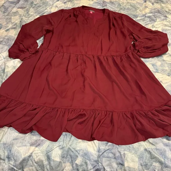 Vince Camuto Long Sleeve Split Neck Tiered Babydoll Dress in Crisp Merlot Sz XXL - Image 5