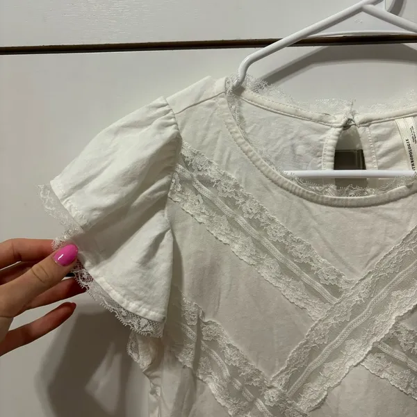 By Anthropologie Spliced Lace Tee - Image 4