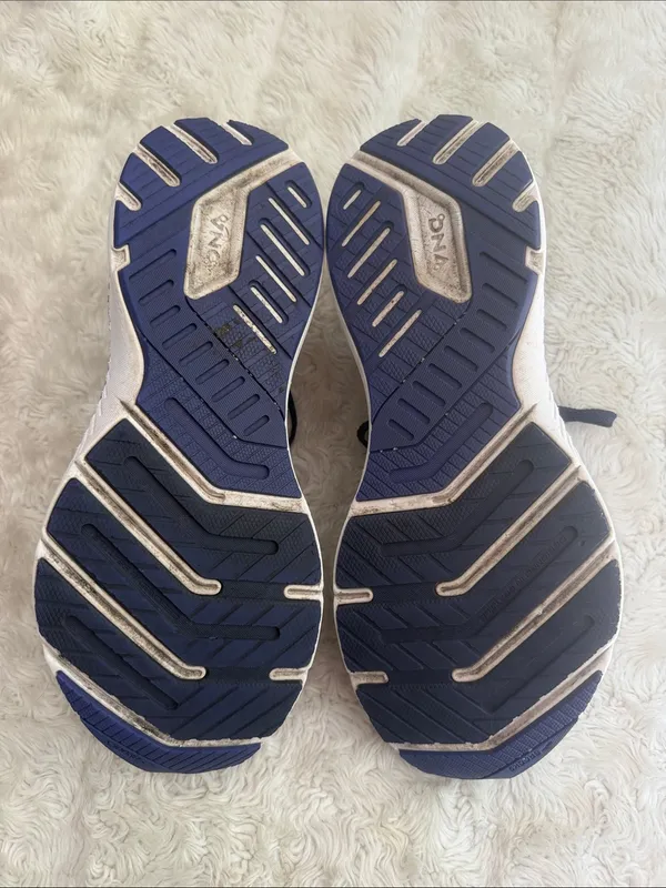 Brooks Launch GTS 8 running shoes Woman’s Athletic Sneakers Size 10.5 - Image 5