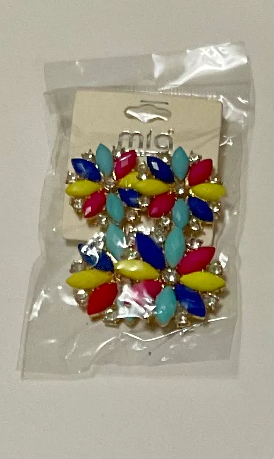 MIA Earrings - Image 3