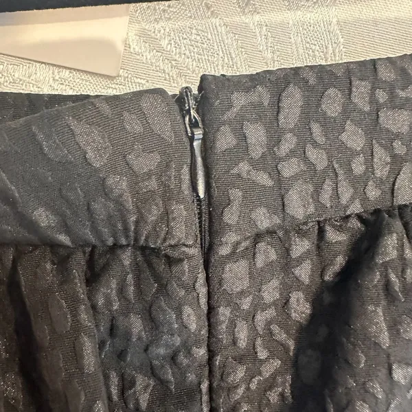 Zara Size-XL Mini Skirt Black Jacquard Puffy Layer‎ - Image 7