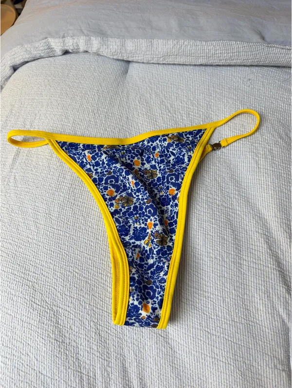Strawberry Milk Mob Bikini Bottom Blue Size L - Image 3