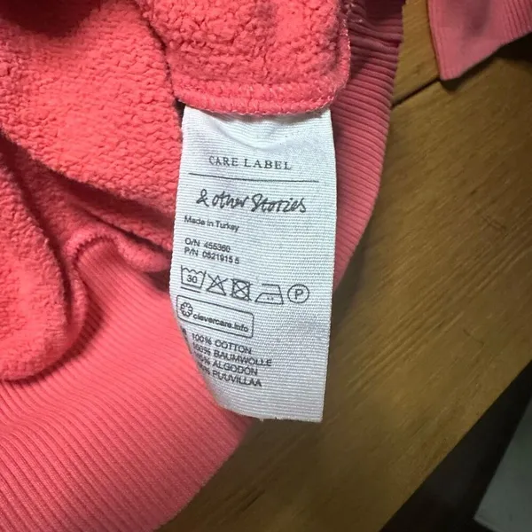 Paris Atelier & other stories rose crewneck 12 - Image 3