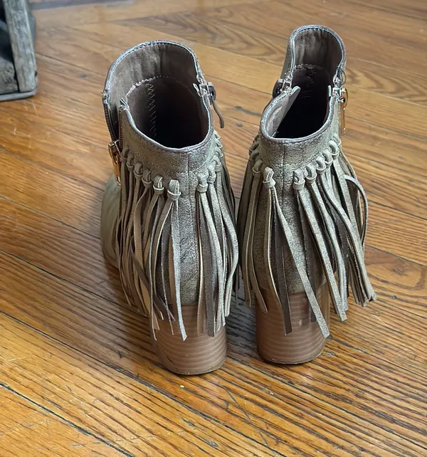 Fringe Boho/Cow Girl Boots - Image 2