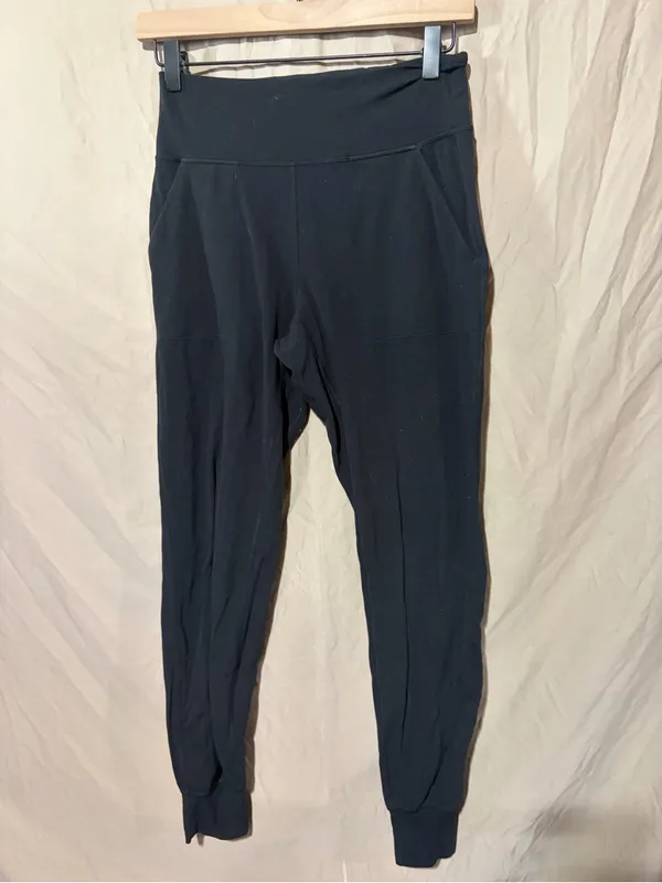 Lululemon Align Jogger 28" - Image 4