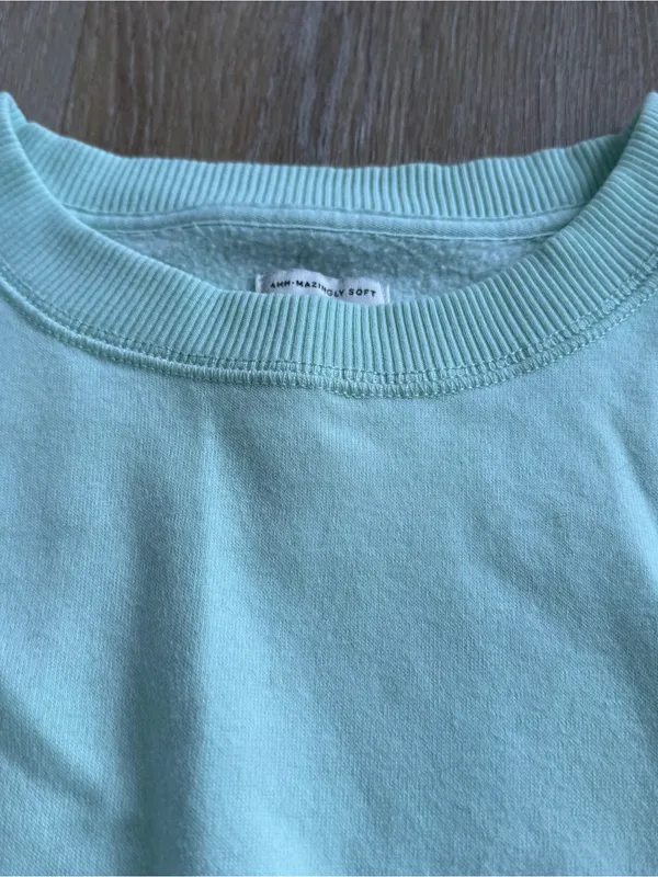 American Eagle Light Mint Crewneck Sweatshirt - Image 3