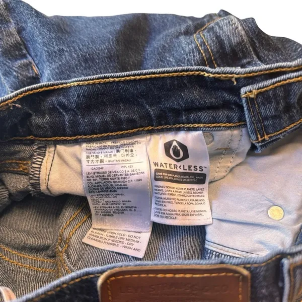 Levi’s Premium 70s High Slim Straight Jeans 23 Big E Dark Wash Button Fly Denim - Image 16