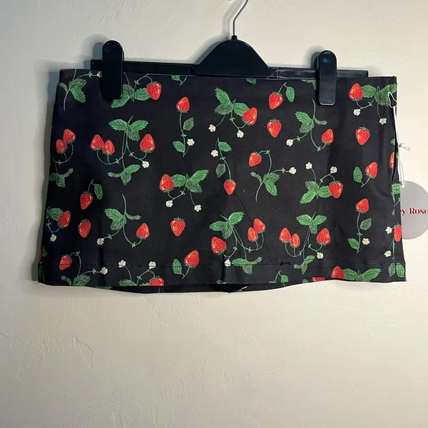 Stylish Black Mini Skirt with Strawberry‎ Design - Image 3