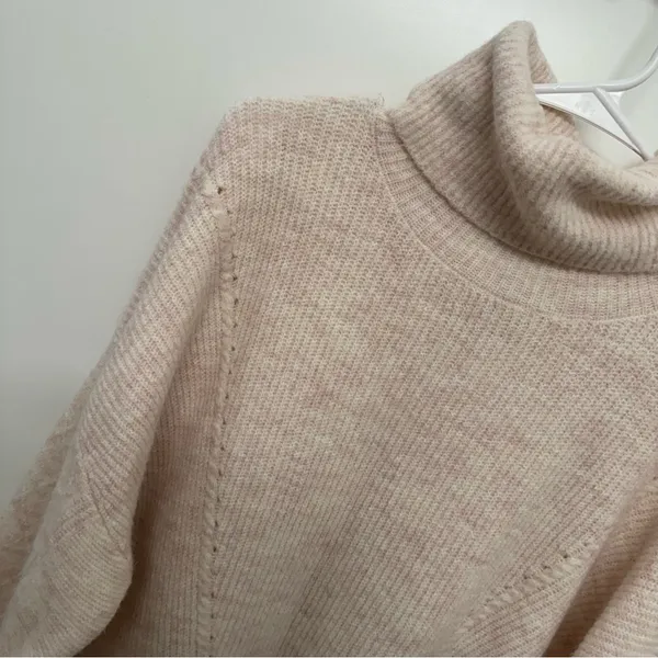 Aspen Wool Blend Light Pink Turtleneck Sweater Size L - Image 2