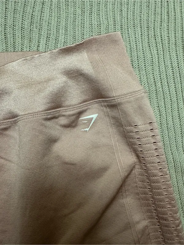 Gymshark Dusty Pink Seamless High-Waist Biker Shorts - Image 2