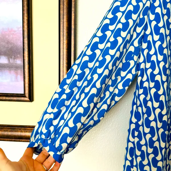 Zara Paula Blue/White Geometric Long Sleeve Mini Swing Dress Size Medium - Image 7