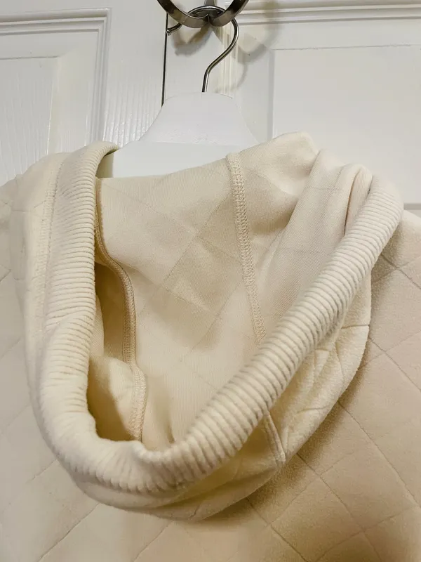 Avalanche Women’s Alpine Diamond Quilted Fleece Hoodie Cream Ivory size Medium - Image 8