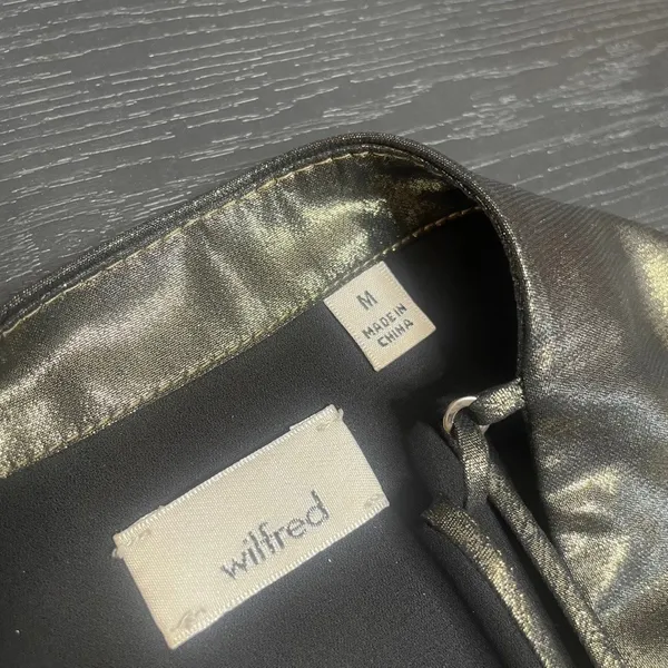 Wilfred‎ Aritzia Vivienne Gold Metallic Slip Dress V-Neck Mini Size M - Image 2