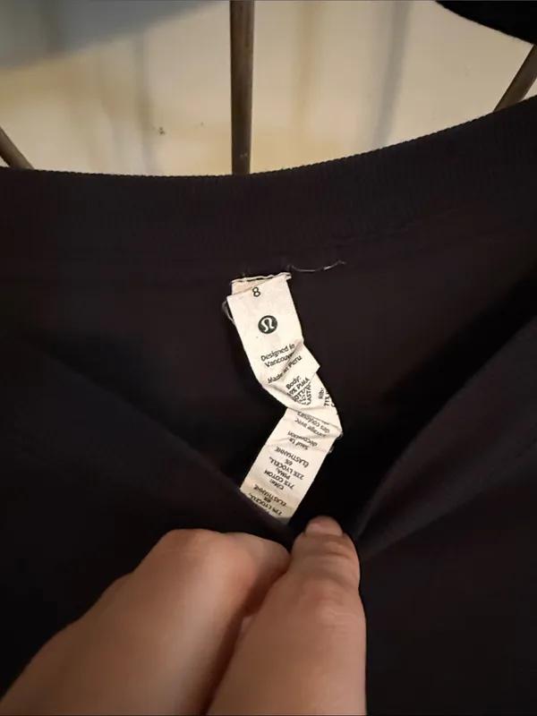 Lululemon Cropped Black Tee - Image 2
