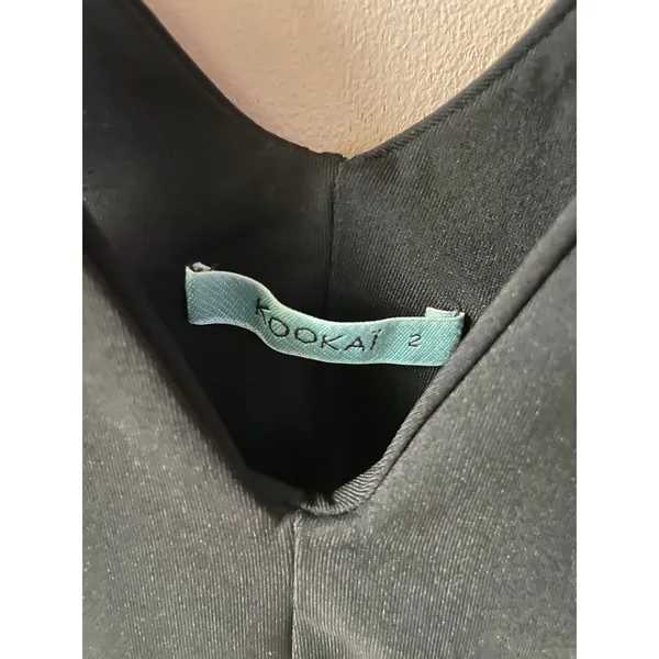 Kookaï Black V-Neck Cutout Back Crop Top Size 2 EUC - Image 6
