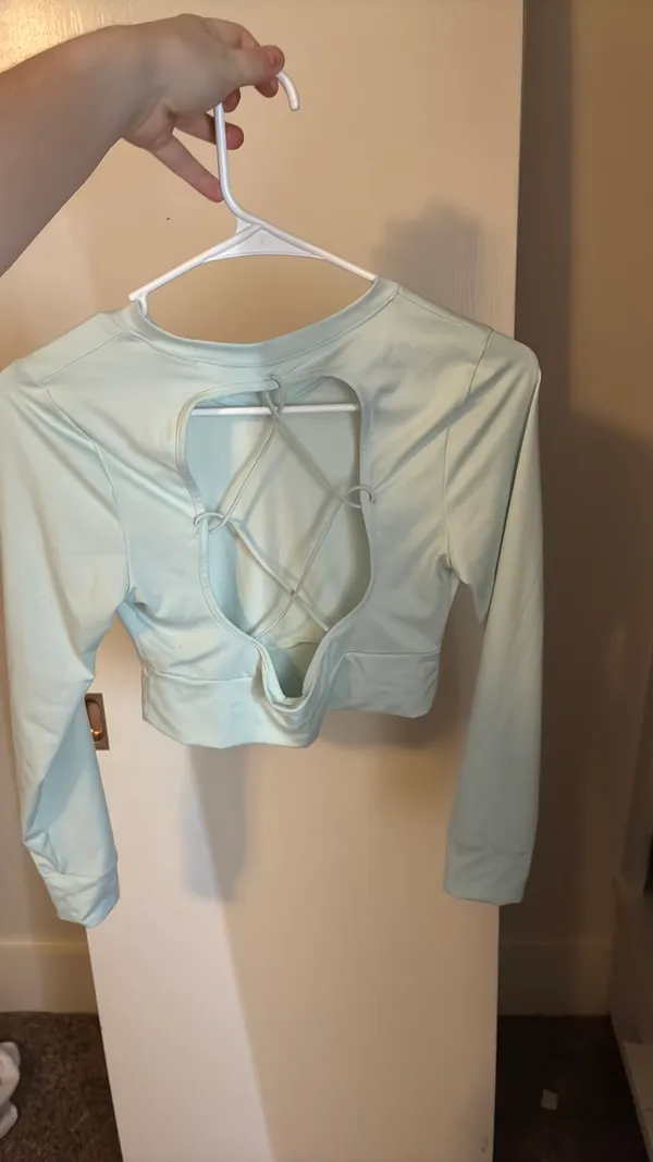 Gymshark cropped backless long sleeve - Image 3