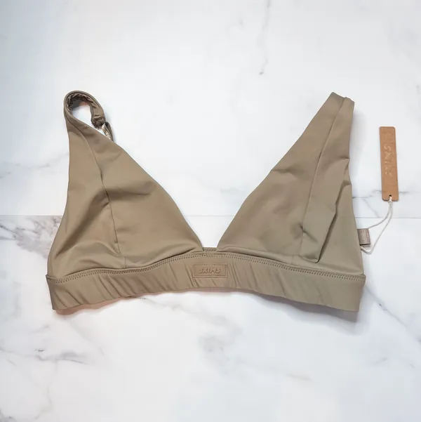 NWT Skims Plunge Bikini Top - Image 2