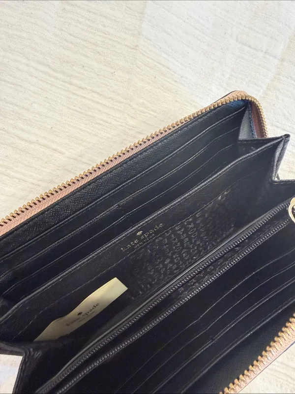 kate spade Blush and Black Zip-Around Wallet - Image 5