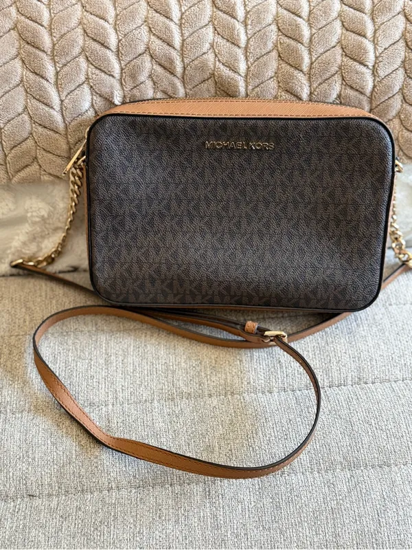Michael Kors Brown and Tan Signature Crossbody - Image 4