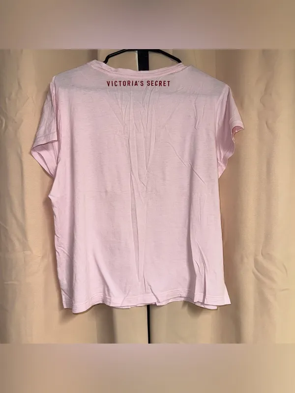 victoria’s secret graphic tee - Image 3