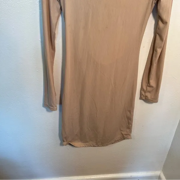 Birch and Stone Women's Size Large Ribbed Mini Dress Beige Cut‎ Out Cinched - Image 11