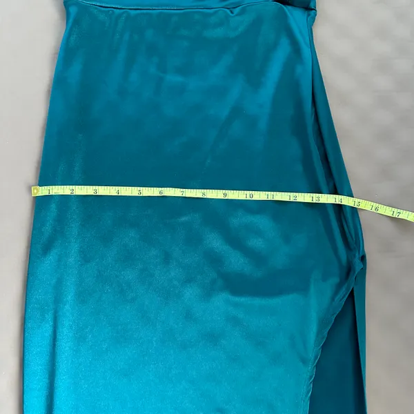 Windsor Lola Satin Dress - Image 3