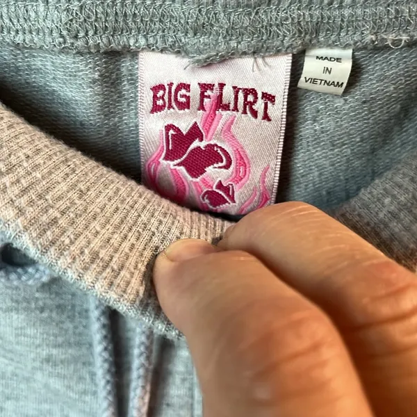 Big Flirt Cotton Gray Sweatpants Drawstring Joggers Low Rise Runs Snug Size M - Image 4